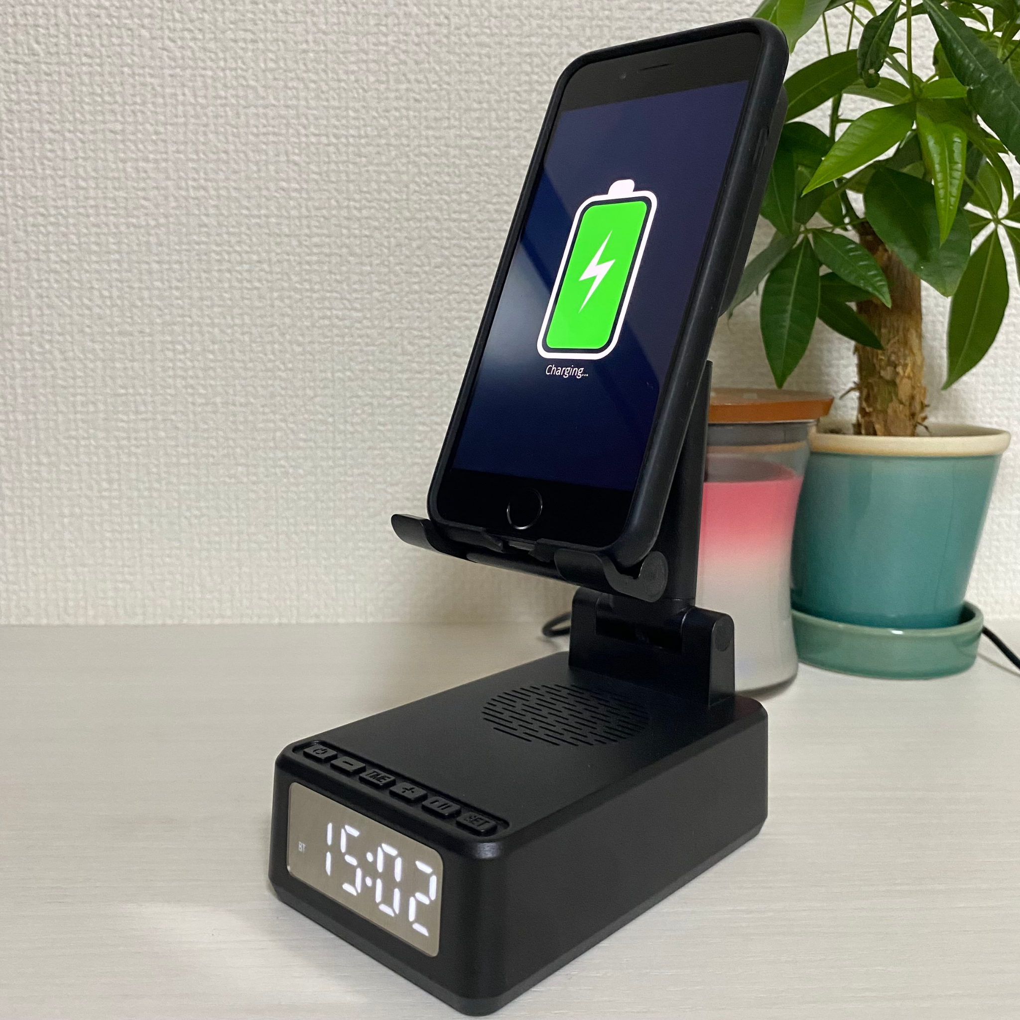 ワイヤレス充電対応 Bluetoothスピーカー付きスマホ&タブレットスタンド.